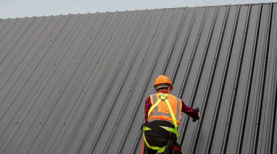Professional metal roof installation services in Longview, WA